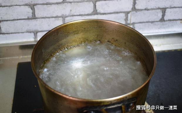 因为|初春的早餐多吃它，做成粥来吃，15分钟上桌，补血怯湿降春燥