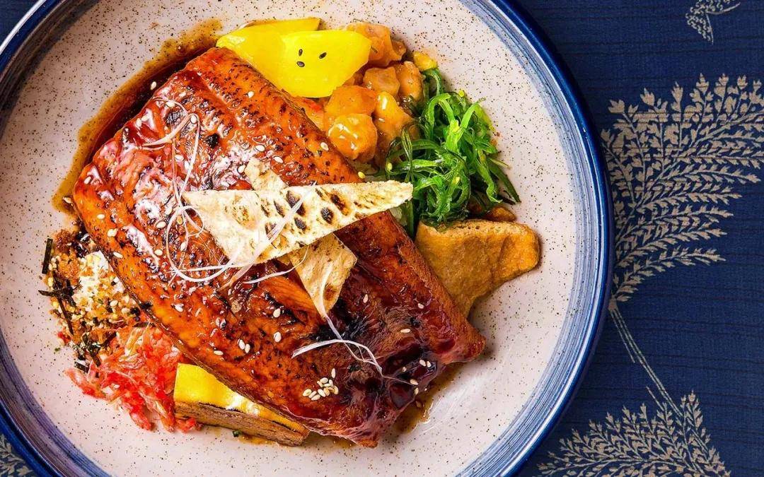 叹八家美食就在保利mall