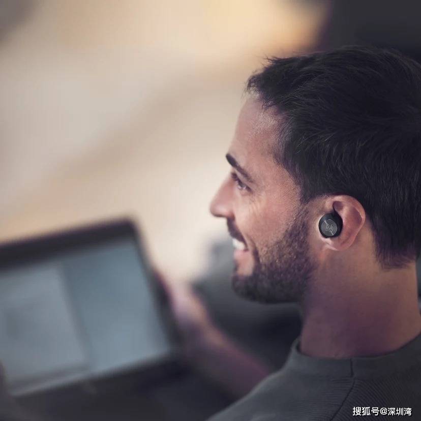 功能|B&O 又发布了一款「高贵」的真无线耳机 Beoplay EQ