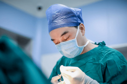 女友|西安国际医学孙峰医生《女友杂志》专访,带你揭秘眼睛变漂亮的秘密