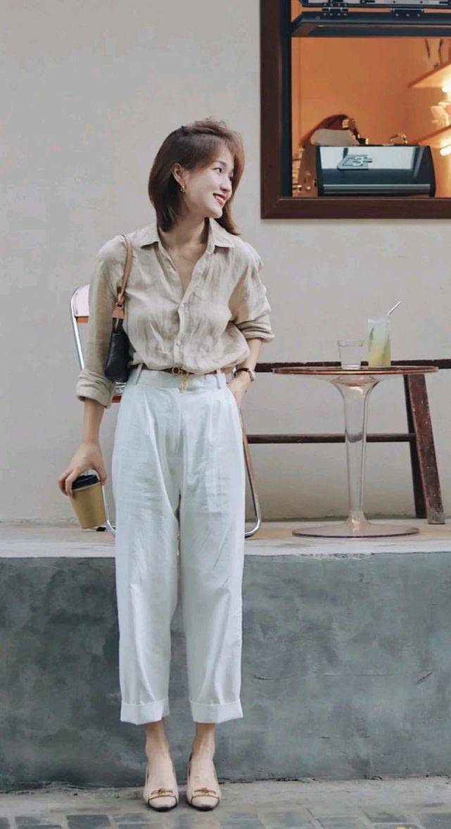 关键|会穿衣搭配很关键，不知道怎么搭配的女生，可以选择极简穿搭风格
