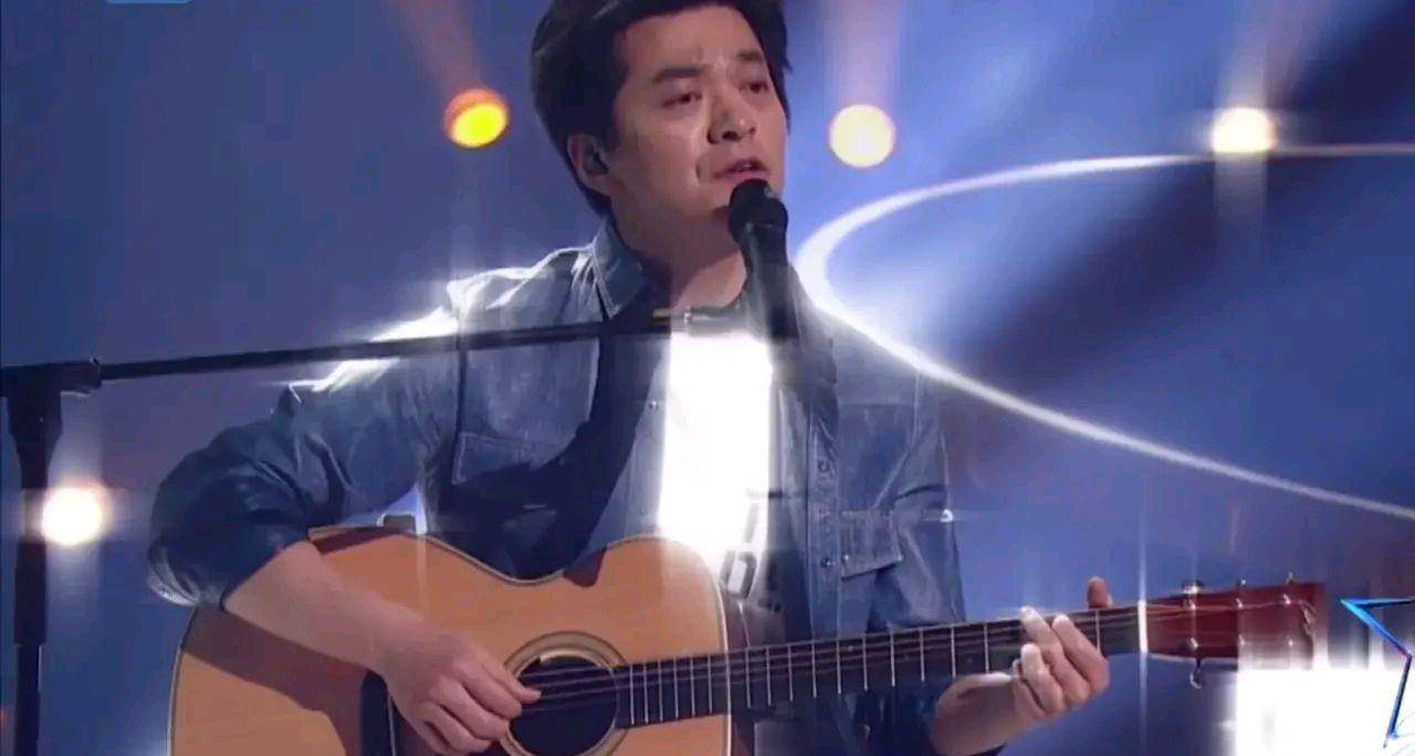 李荣浩|《好声音》十周年开场秀：周杰伦李荣浩惊喜同台，那英喜提豪华伴奏