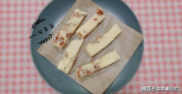 补充|酸奶里面加两个鸡蛋,上锅蒸一蒸,酸甜可口,孩子一口一口吃不停