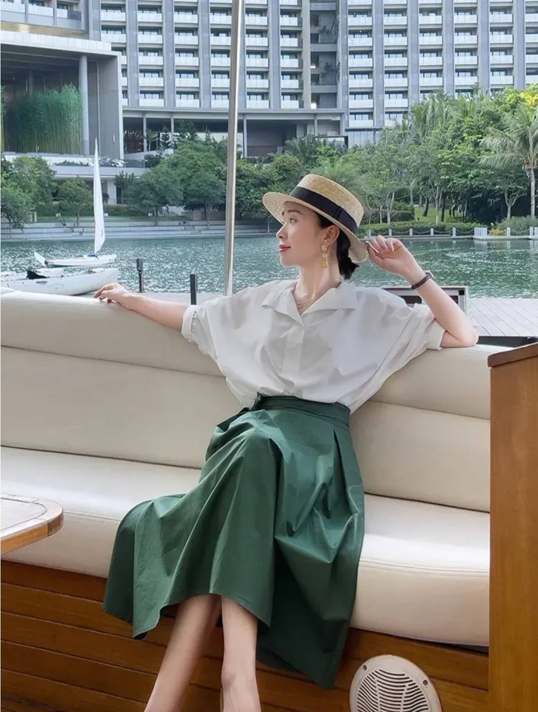 整体|中年女性的8套穿搭示范，时髦减龄