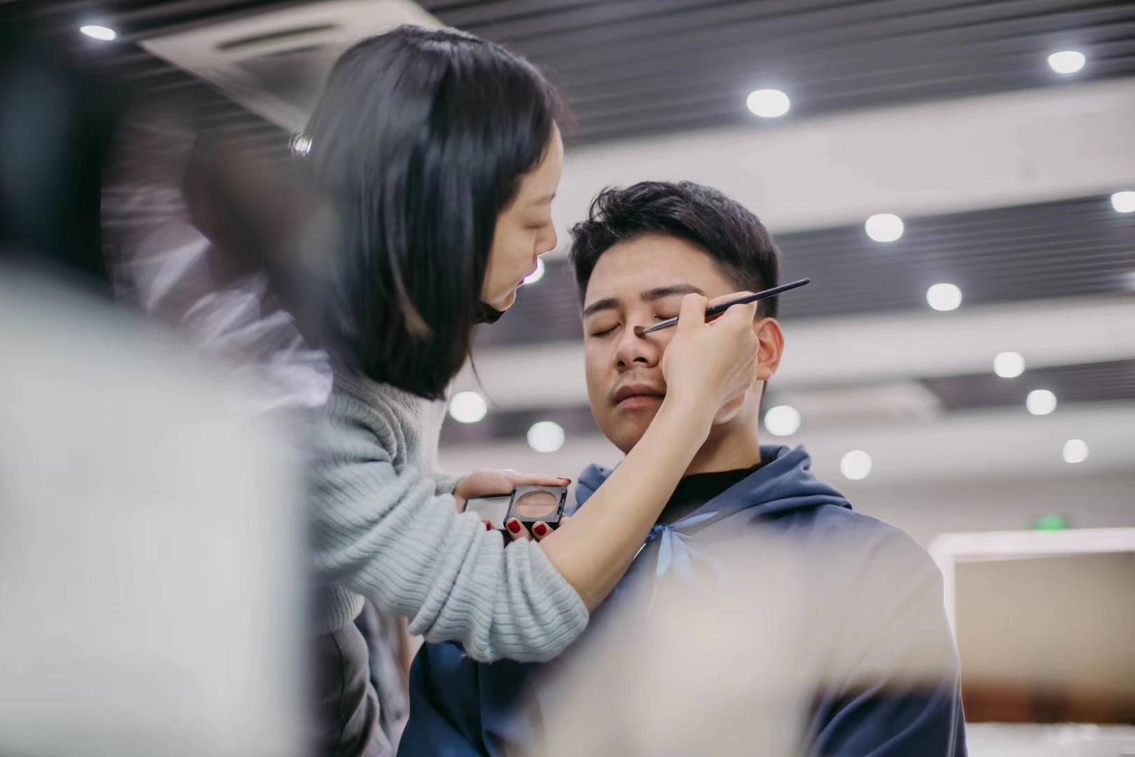 什么|在长沙学化妆需要注意什么？学费大概要多少？