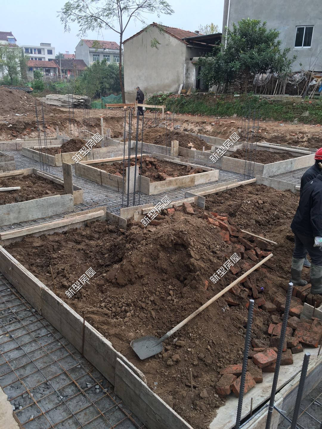 要是基础打不好房子再美也得倒农村建房独立基础施工流程详解