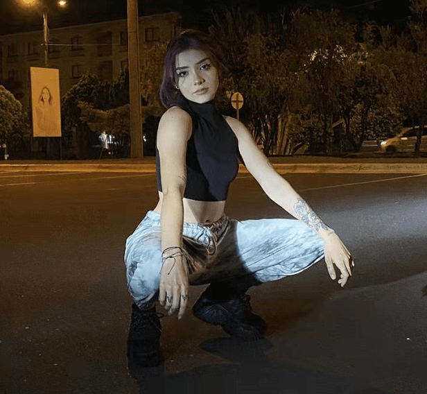 黑色|东京奥运会“运花”被淘汰照样火！穿短袖感谢中国网友，纹身抢眼