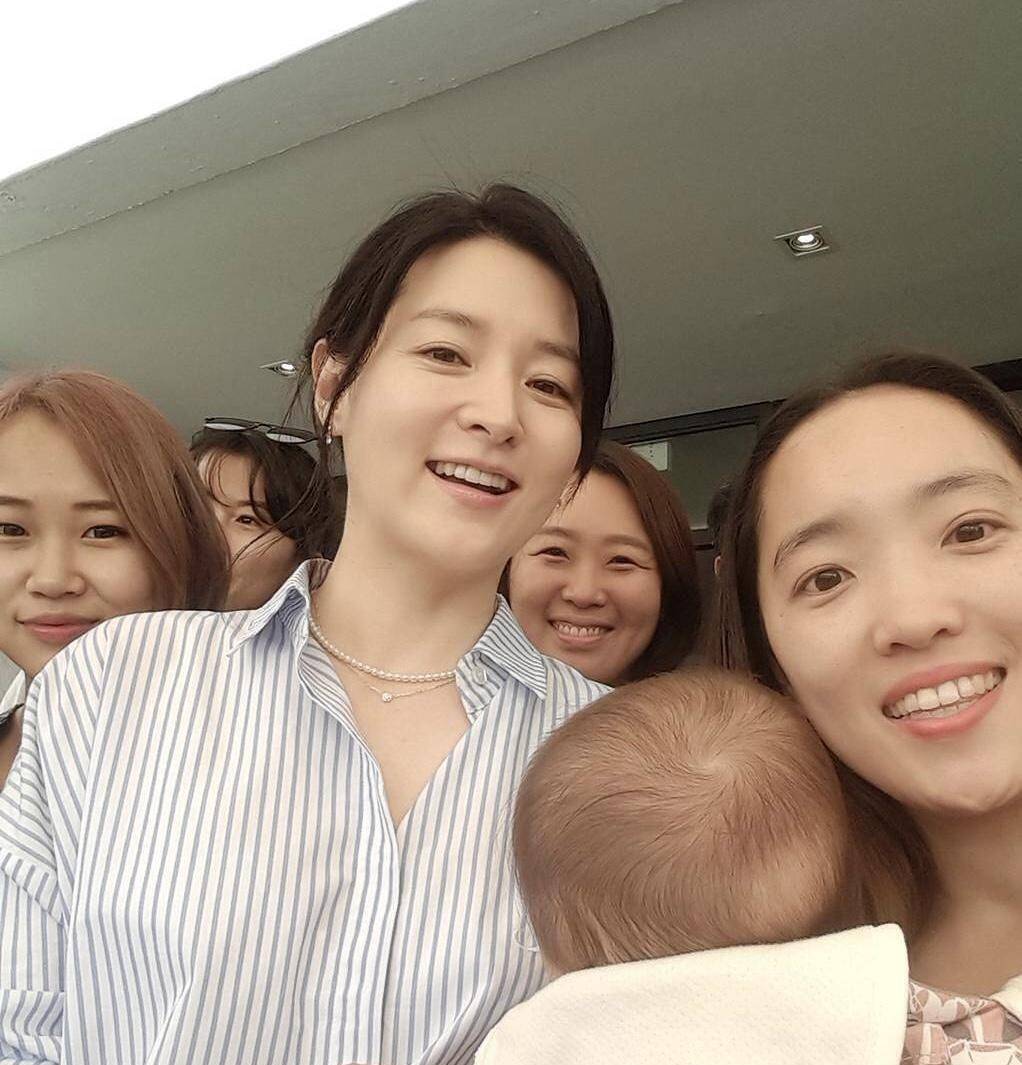 女神|李英爱自然老的样子真美好，虽然打扮得有些朴素，但气质是真的好