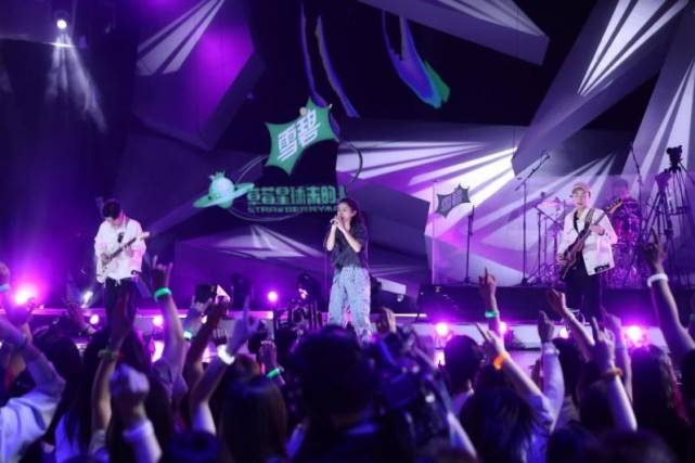 群体|《草莓星球来的人》开启抢番生存战 新血音乐人争夺公演资格