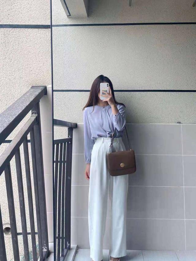 西裤|白色裤子很普通？会穿才高级，这些搭配思路很实用，建议尝试一下