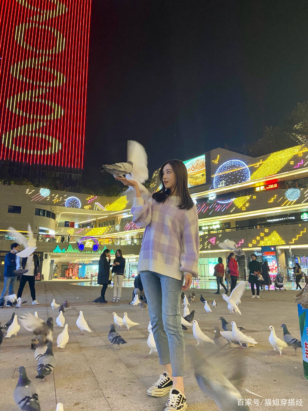 毛衣|《司藤》沈银灯反差大:剧中阴险遭人恨,戏外却打扮甜美真讨喜