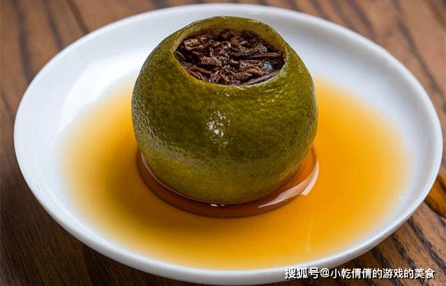 茶叶|李子柒把茶叶塞进荷花苞里,放一夜后冲泡茶水,这样真的好喝吗?