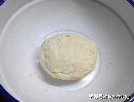 做法|晚上迟睡15分钟，第二天的早餐就有了，层次分明丝丝相扣，太香了