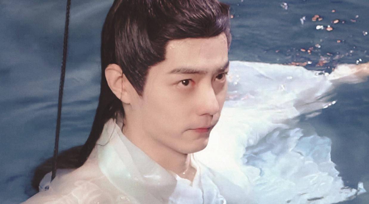 角色|肖战新剧正式杀青！玉骨遥中白衣翩翩孤高清冷的扮相真的太好看了