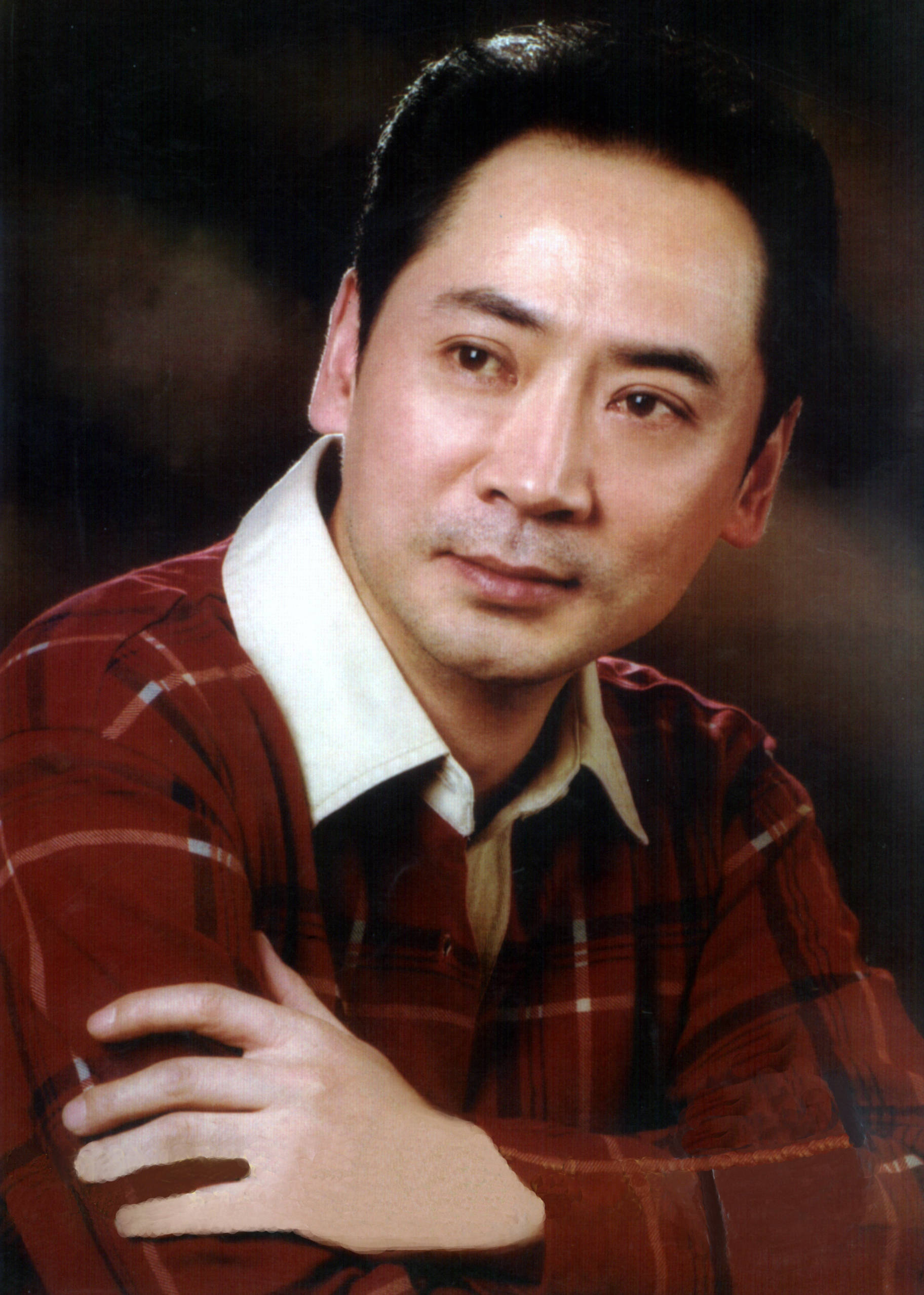 演员刘劲:倾力拯救患癌父亲,泪光映照火热亲情_刘德雄