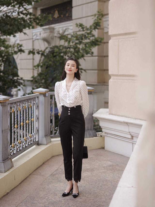 身材|论气质穿搭技巧，可以参考这位时尚博主，不光时髦简约，还很实用