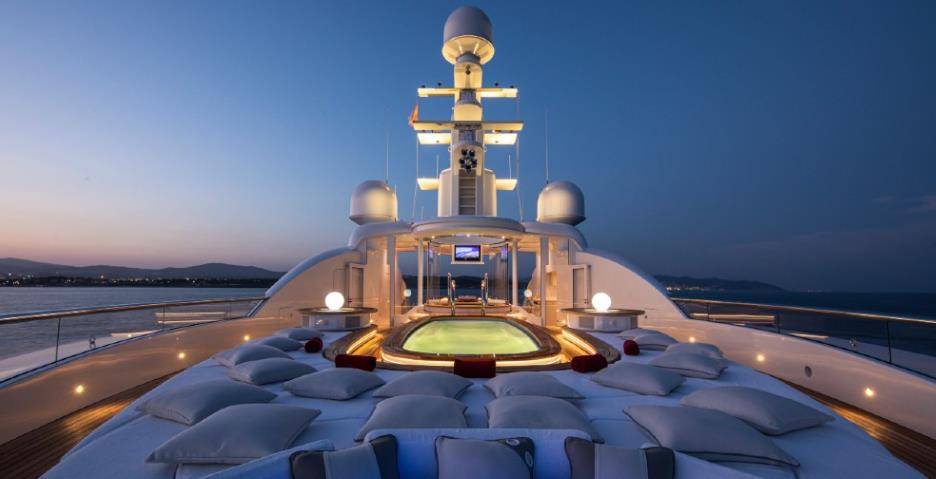 游艇|詹妮弗·洛佩兹和本·阿弗莱克带火了一艘超级游艇