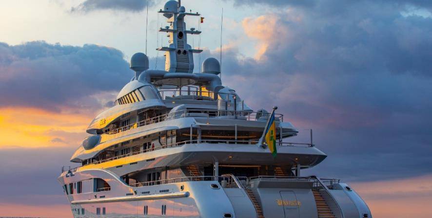 游艇|詹妮弗·洛佩兹和本·阿弗莱克带火了一艘超级游艇