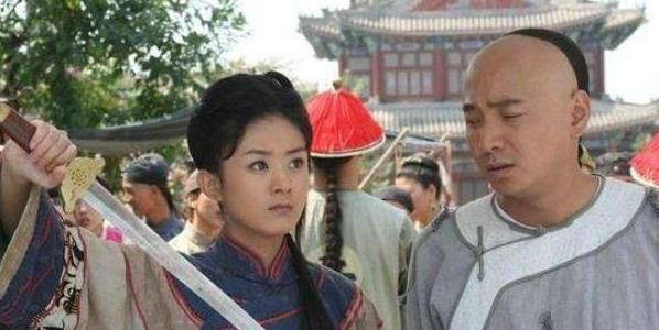 李卫|8年前的这部剧, 我们记得陈好、舒畅的美貌, 却不记得主角她!