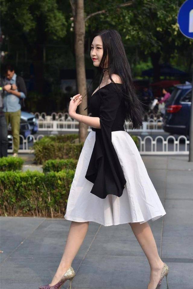 高跟鞋|黑裙姐妹花，时髦又清纯，优雅又不失中美