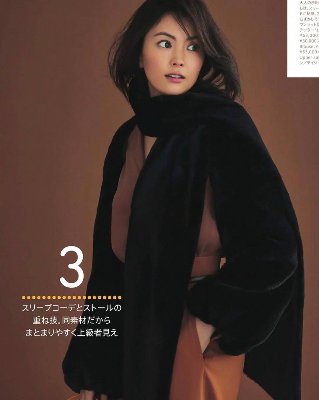 毛衣|日本女人把长裙穿火了!她们今冬流行这样穿:毛衣+裙子,好美嫩