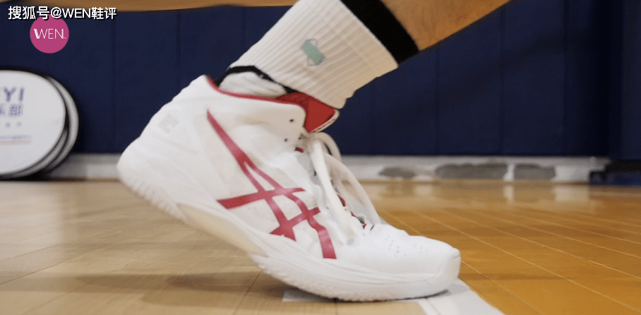 实战|除了价格找不出缺点的后卫实战鞋标杆
