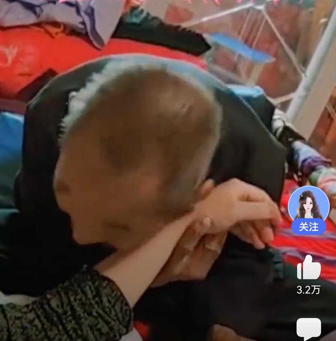 容易年迈的爸爸 爸爸不容易