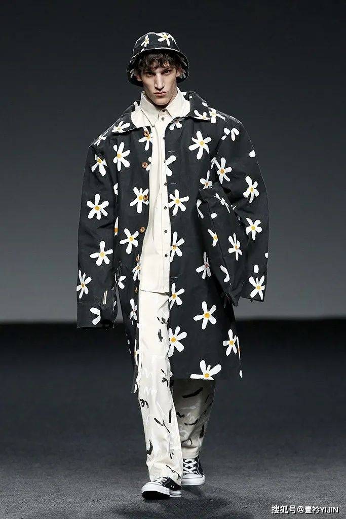 品牌|这年头，连狗都要做个时尚圈的「局外人」