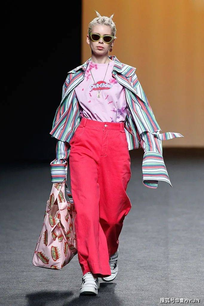 品牌|这年头，连狗都要做个时尚圈的「局外人」