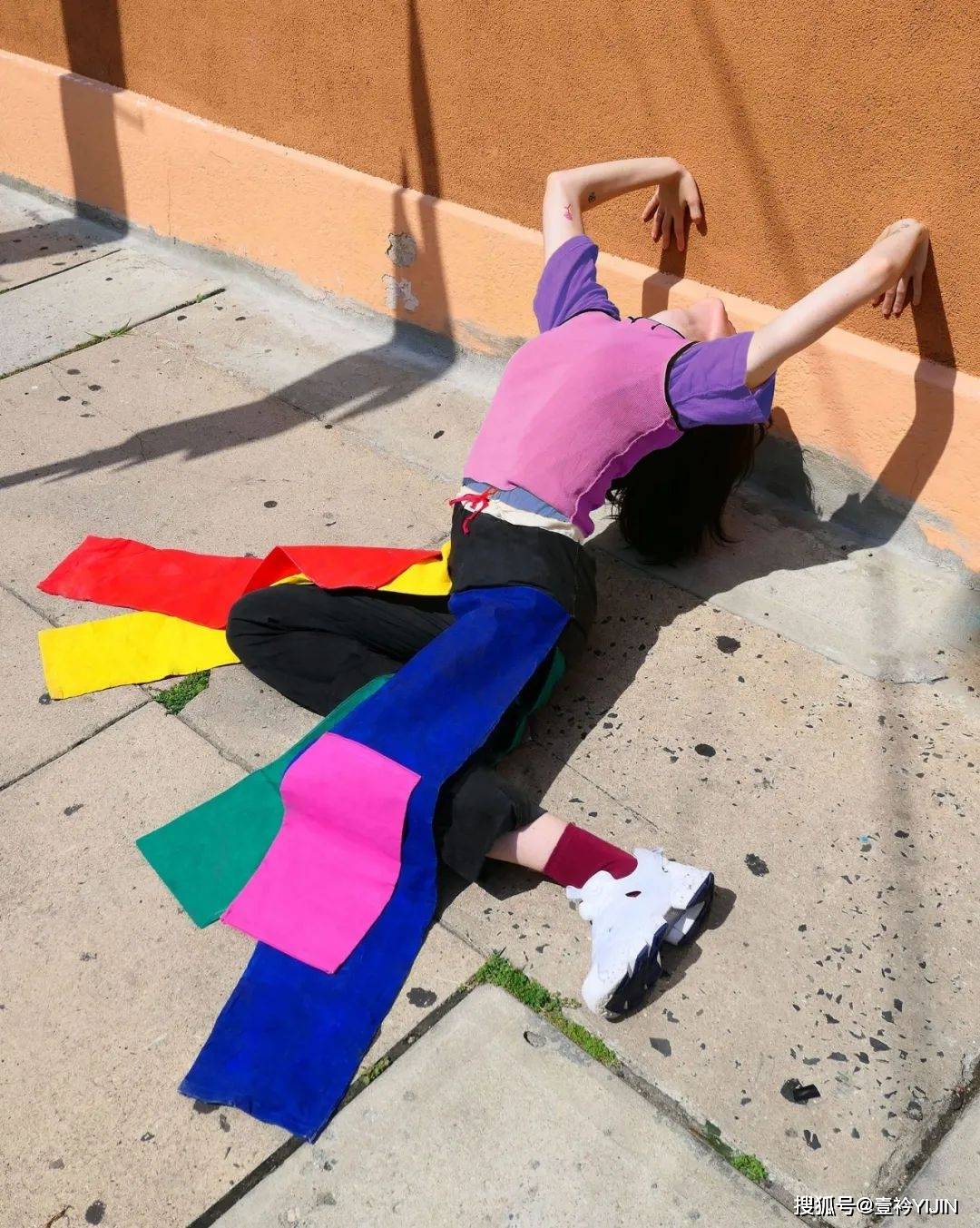 品牌|这年头，连狗都要做个时尚圈的「局外人」