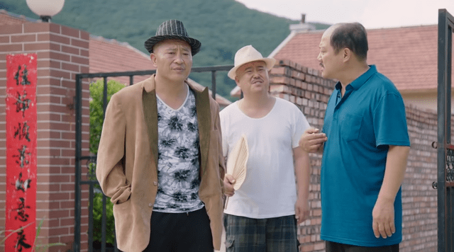 赵四跑路,刘能翻车,《乡村》片场布谢广坤灵堂,这是要大结局?_爱情