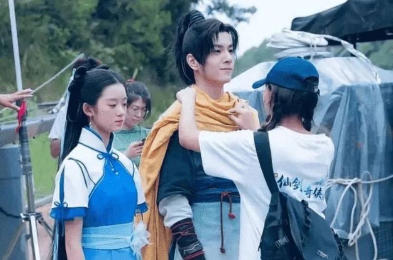 李逍遥|颠覆回忆的新仙剑短剧！灵儿妹妹越来越幼，逍遥哥哥成了穿越者