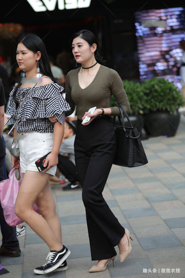 高跟鞋|修身职业装，大气干练，散发出强大气场