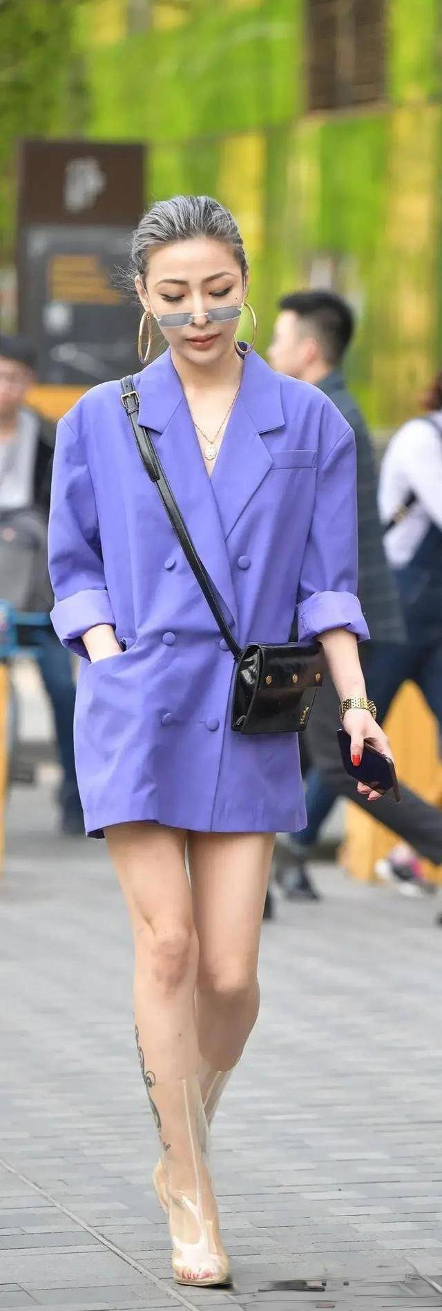 下半身|舒适休闲的打底裤，充满青春活力，迷人自我，时尚前卫