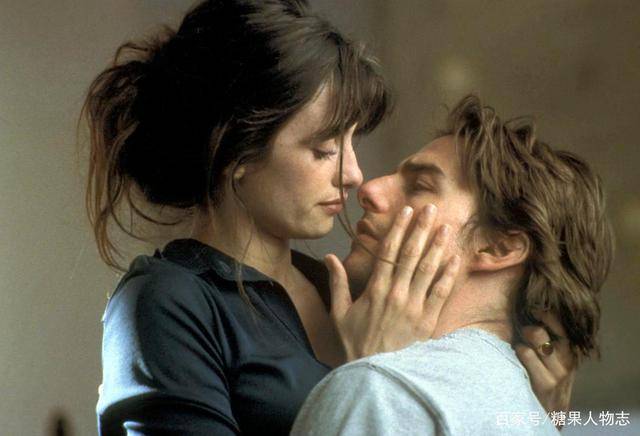 哈维尔·巴登|阿汤哥和麦康纳都曾拜倒在她裙下，老公是西班牙男神，如今怎样了？