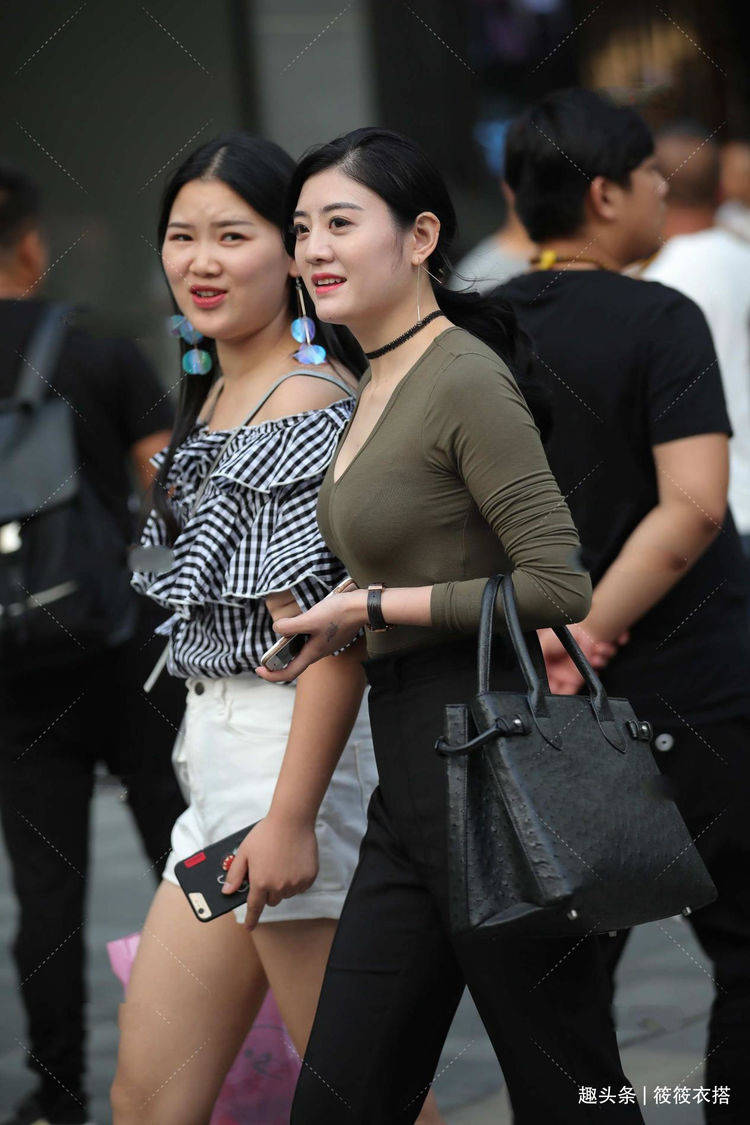 高跟鞋|修身职业装，大气干练，散发出强大气场