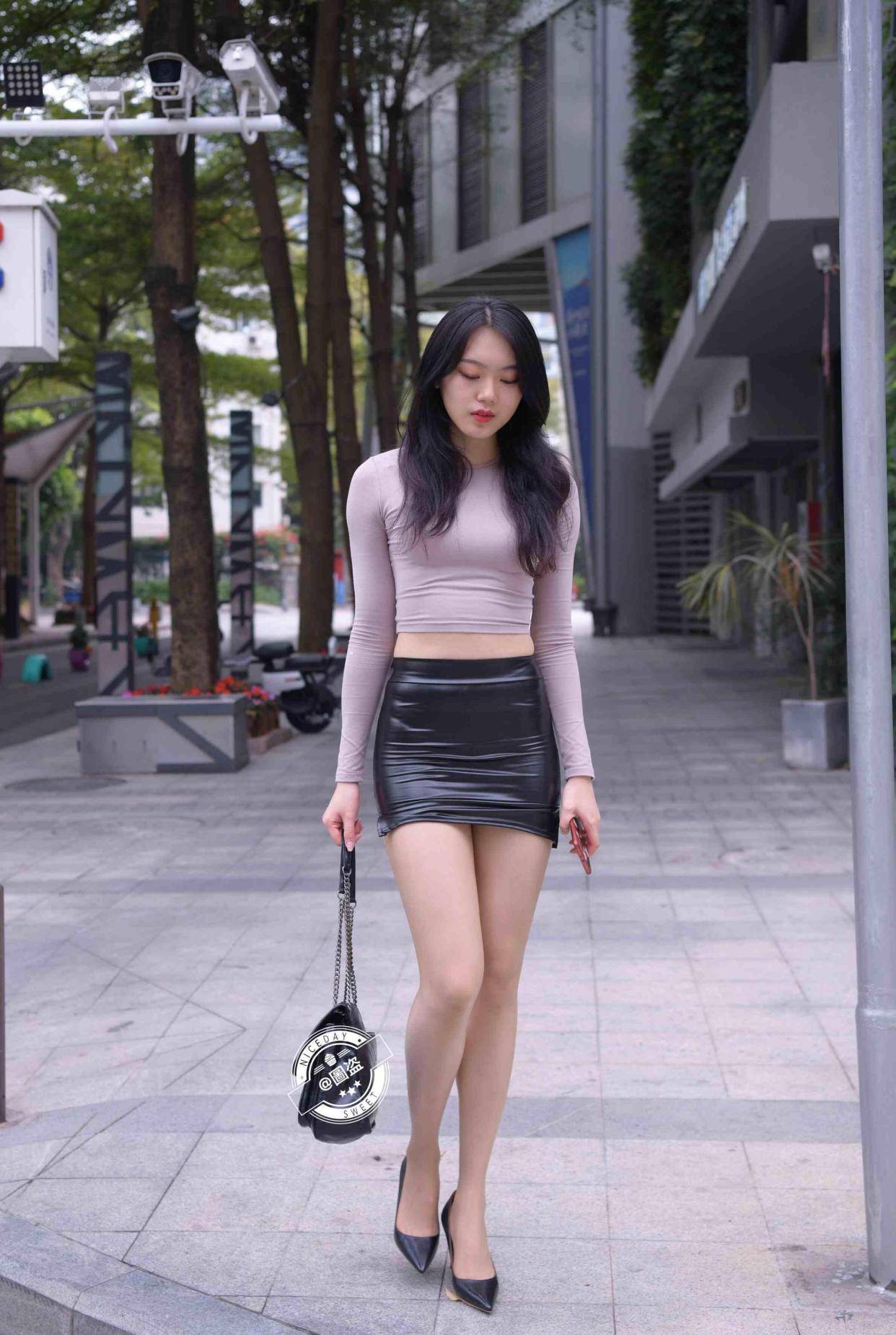 整体|率性自然的连衣裙穿搭更显非凡品位,显得美腿修长,彰显魅力