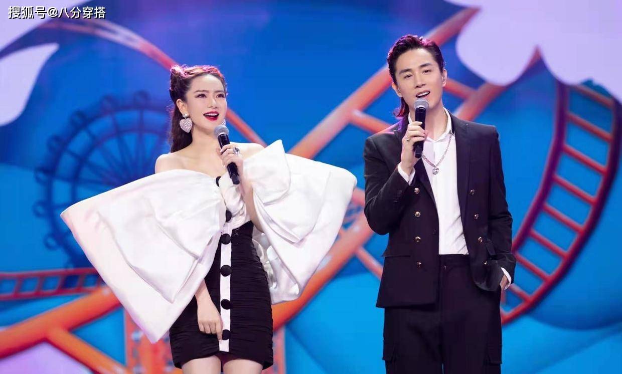 卫衣|戚薇又不好好穿衣了，穿个性连体裤大方秀气质，惊艳又有气场