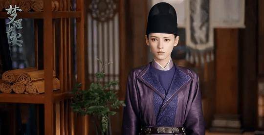 因为|芒果台坐不住了！一举打出“王炸组合剧”，肖战杨紫能否拯救收视