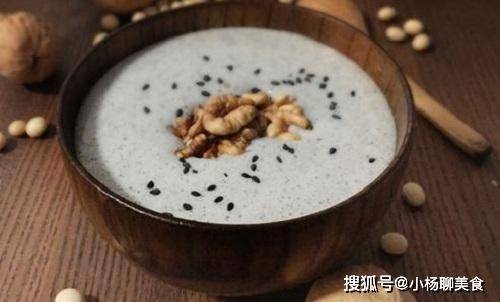 都得先|女人若不想老得太快，早餐喝它，比牛奶强，口感香滑，越喝越年轻