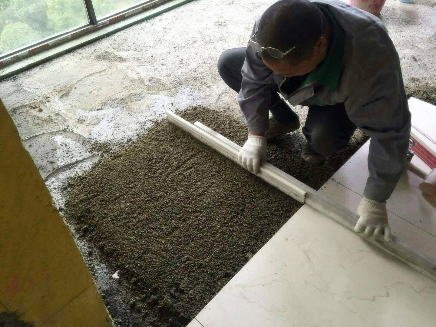 瓷砖胶和瓷砖背胶有什么区别虽然只差一个字却完全是两种东西