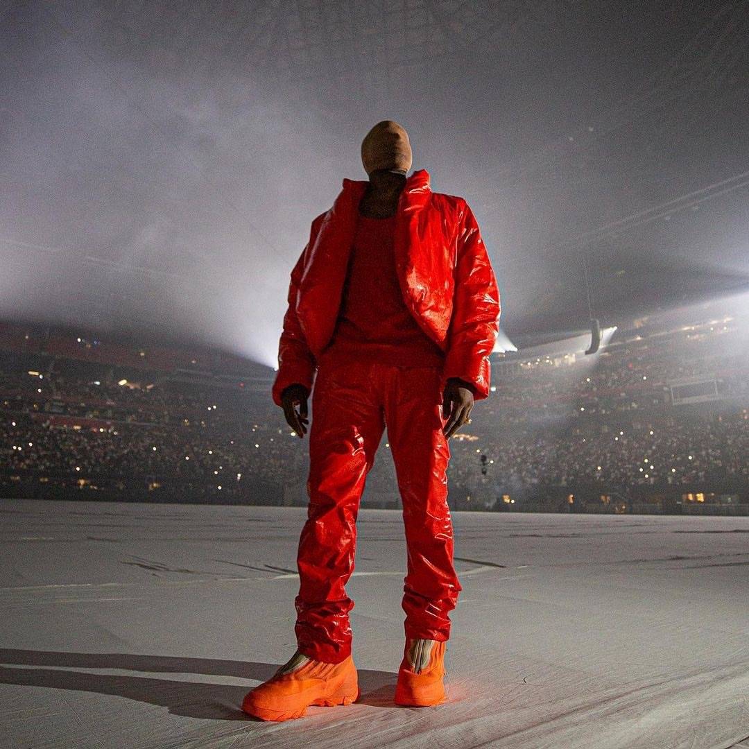 突袭|侃爷突袭卖货！全新 YZY Gap、Donda 周边带信息曝光！