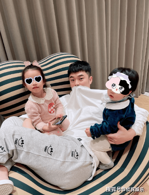 羊角辫|陈赫俩女儿近照曝光，姐姐打扮像小公主，妹妹扎羊角辫暴风长大