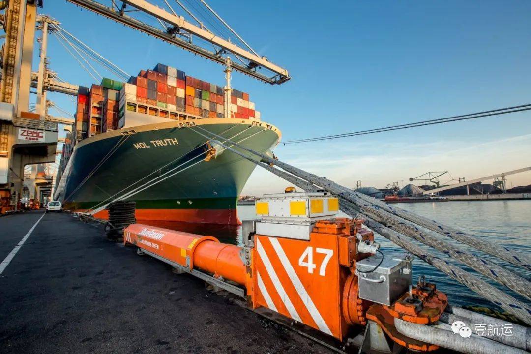 世界集装箱港口排名_港口集装箱图片(2)