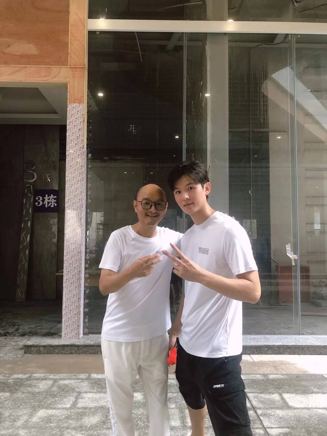 院线电影《疯狂的罗拉》开机 “设计师”李俊麟正式上线