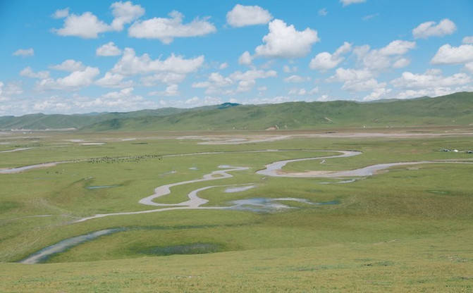 原创成都周边最近的草原仅次于呼伦贝尔草原目前人少还不收门票