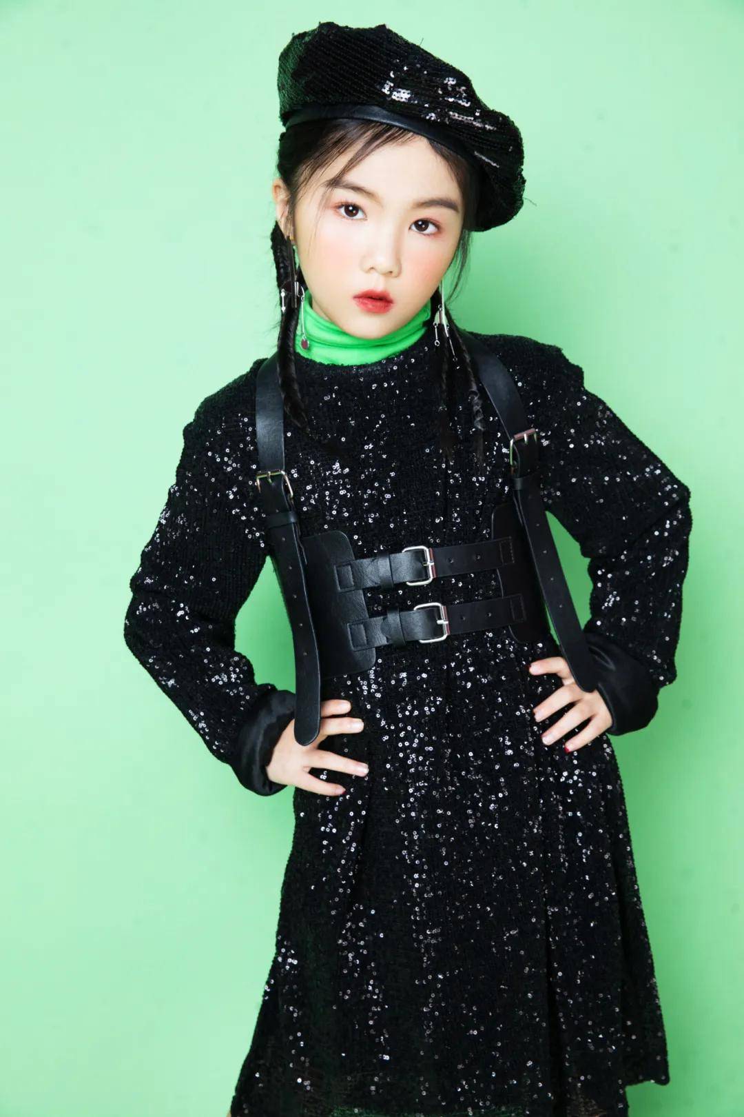 第十五届中国优秀特长生节总决赛北京赛区金奖;2021第五季完美童模