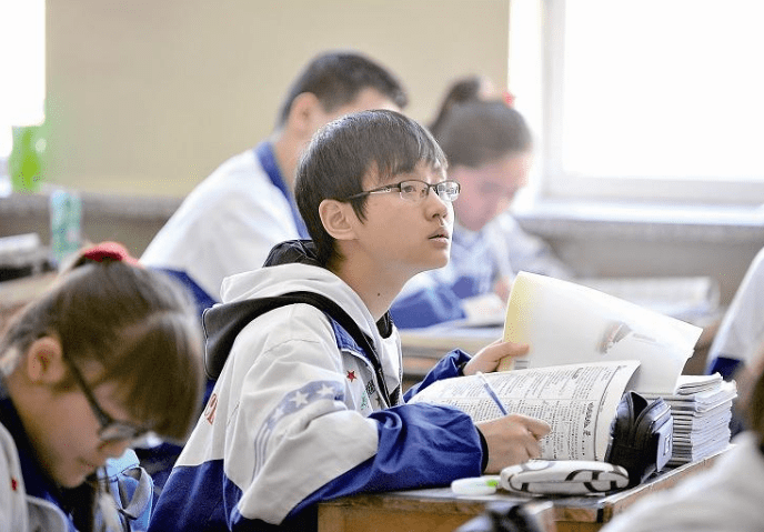 家长|霍思燕:给儿子最好的礼物,是晚上一年幼儿园,现在看来很有道理