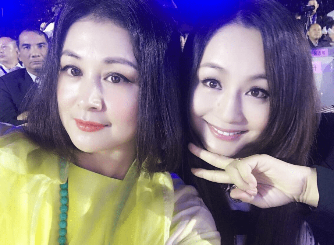 结语:正所谓人生苦短,无论是谁都要珍惜和好朋友相处的日子,用力地去