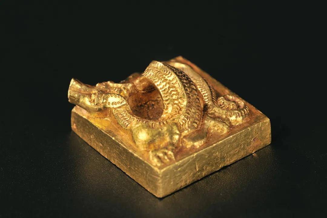 "文帝行玺"金印 西汉南越王博物馆藏